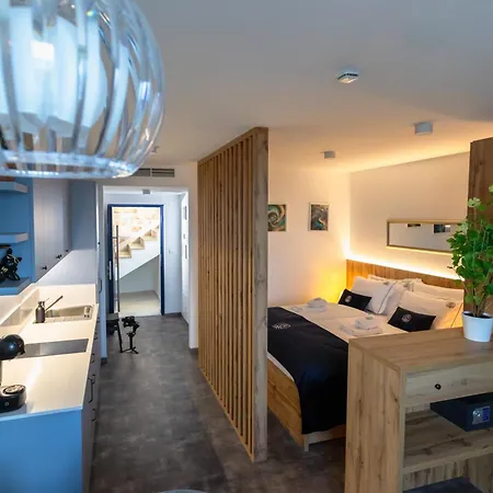 Blue Pearl Elite Aparthotel 4*