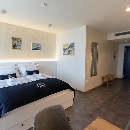 Blue Pearl Elite Aparthotel