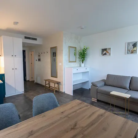 Blue Pearl Elite Апарт-отель Пиран