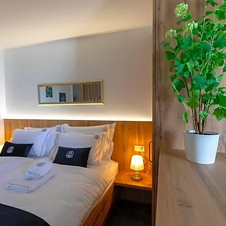 Blue Pearl Elite Aparthotel